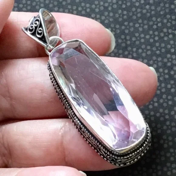 Light Pink Topaz Gemstone Pendant - Picture 6 of 8